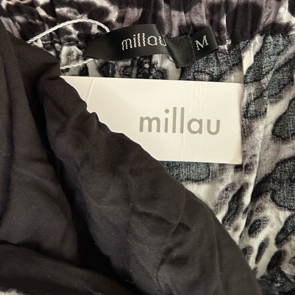 LF Millau Open Back Animal Print Romper, XS NWT - Picture 4 of 11